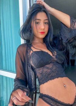 Leticia Castro Sexy Lenceria Negra +3 Vídeos 26